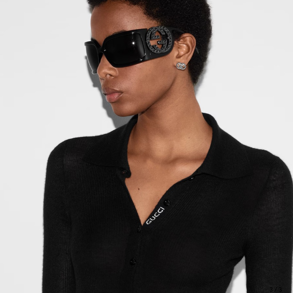 Gucci Black Sporty Wraparound Sunglasses